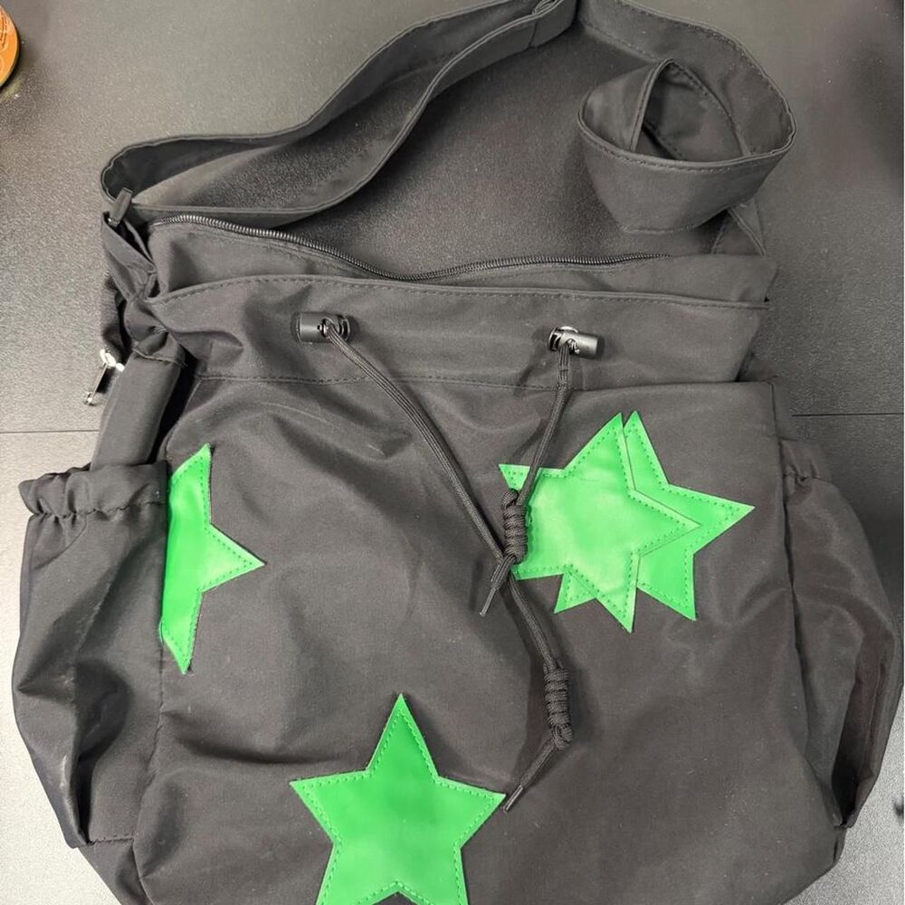 Shein Women's Black and Green Bag